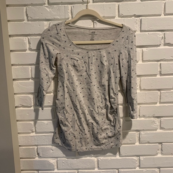 H&M Tops - Soft Maternity Top 3/4 Sleeves